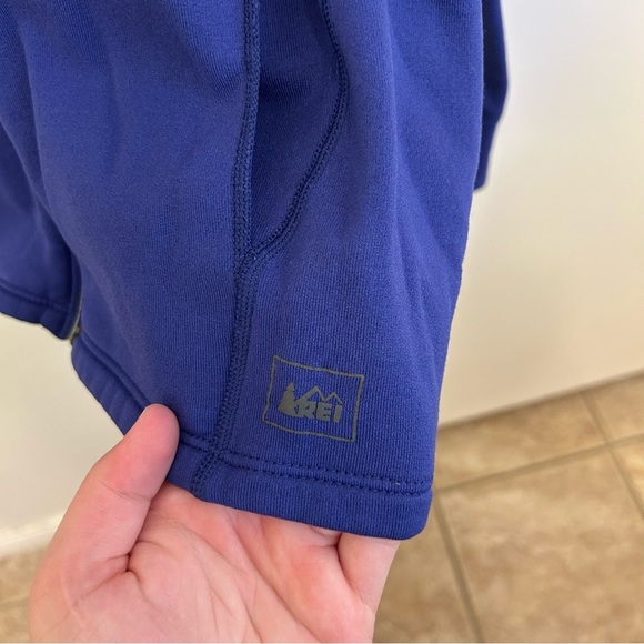 REI Purple Zip Up Hoodie Women’s XL - Soft Interior, Thumb Holes, Stretch Fabric - Picture 4 of 11